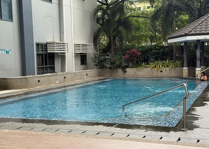 Apartment Panoramic Views 2br Family In Mckinley Bgc *