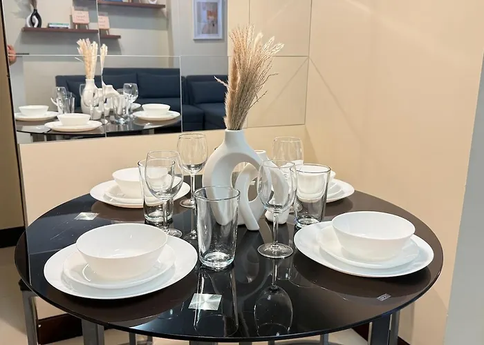 Panoramic Views 2br Family In Mckinley Bgc * Manila